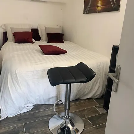 Individuel Pres De Paris